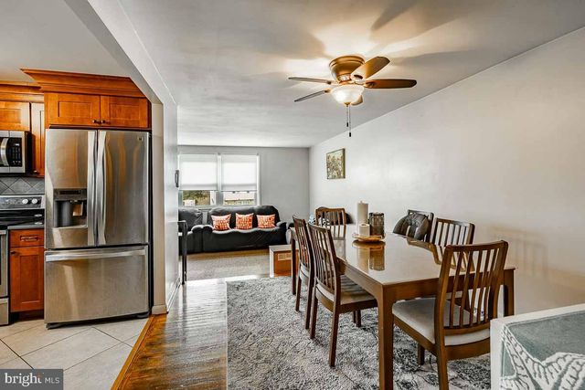 50 OAKLAND AVE, Lansdale, PA 19446