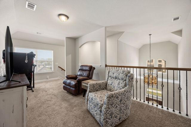 317 Thompson Drive, Van Alstyne, TX 75495