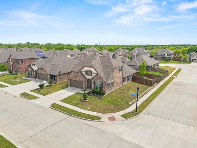 317 Thompson Drive, Van Alstyne, TX 75495