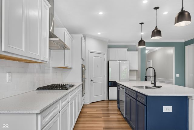 5806 Walkabout Way, Brownsburg, IN 46112