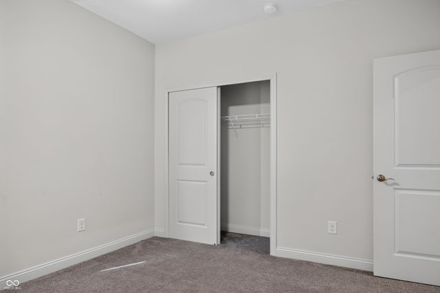5806 Walkabout Way, Brownsburg, IN 46112
