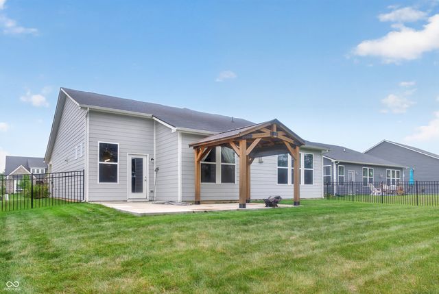 5806 Walkabout Way, Brownsburg, IN 46112