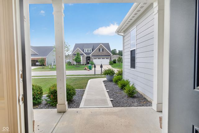 5806 Walkabout Way, Brownsburg, IN 46112