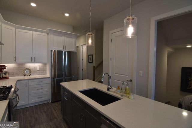 137 Pearl Street, Woodstock, GA 30188