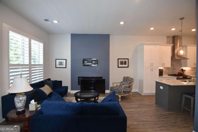 137 Pearl Street, Woodstock, GA 30188