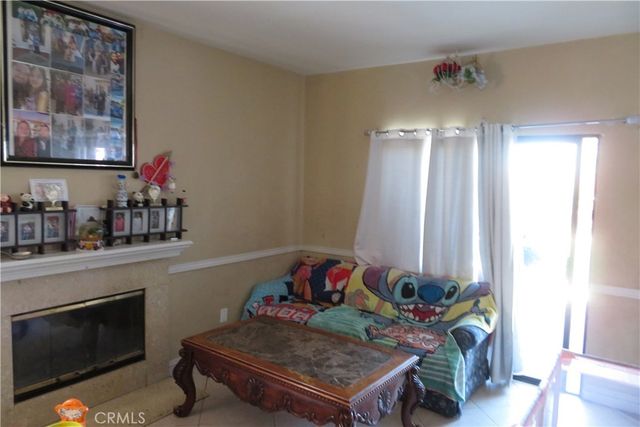 435 Questa Court, Palmdale, CA 93551