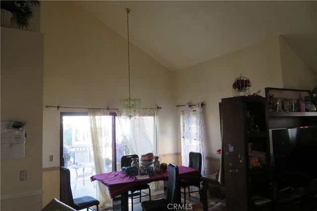 435 Questa Court, Palmdale, CA 93551