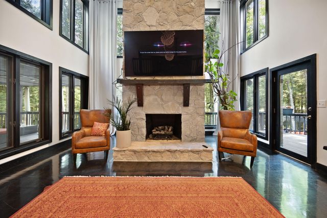 225 Spring Gate Drive, London, KY 40741