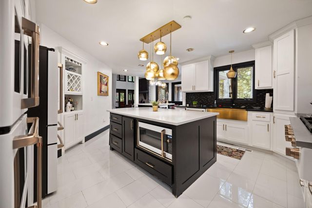 225 Spring Gate Drive, London, KY 40741