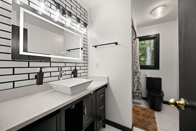 225 Spring Gate Drive, London, KY 40741