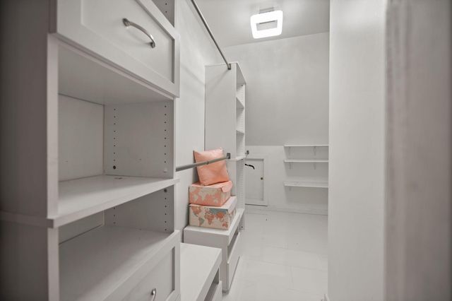 225 Spring Gate Drive, London, KY 40741