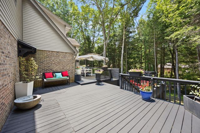 225 Spring Gate Drive, London, KY 40741