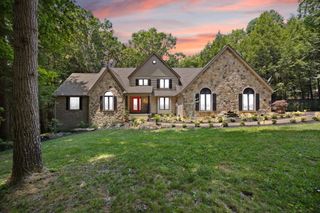 225 Spring Gate Drive, London, KY 40741