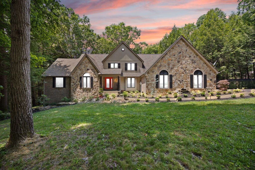 225 Spring Gate Drive, London, KY 40741