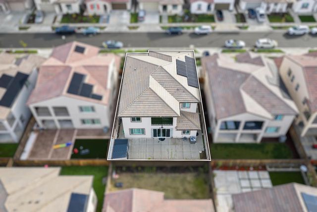 5643 Sailrock St, Sacramento, CA 95835