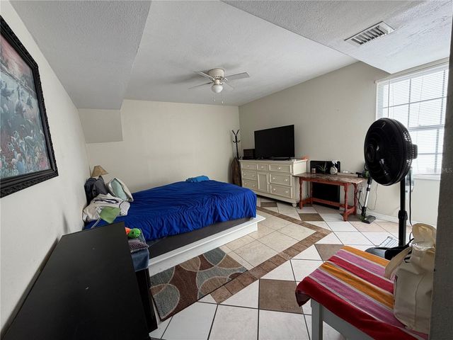 495 BURKE ROAD, Venice, FL 34293