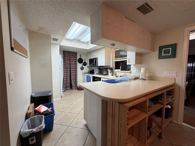 495 BURKE ROAD, Venice, FL 34293