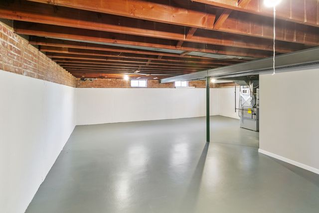 752 E 164th Street, South Holland, IL 60473