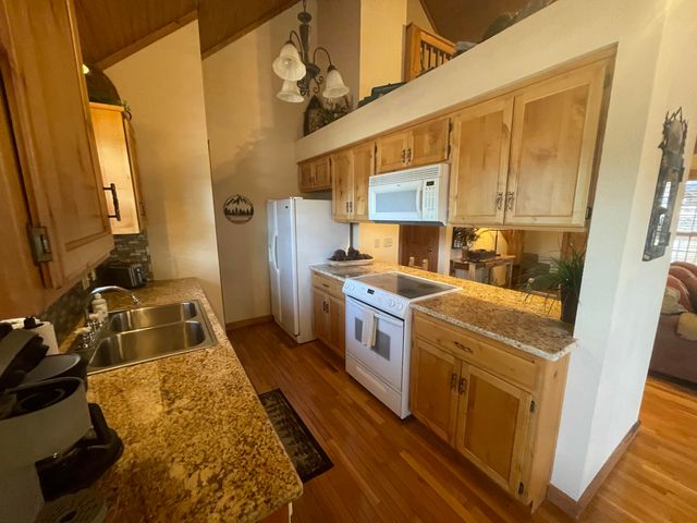 101 Lost Creek Circle 5, Branson West, MO 65737