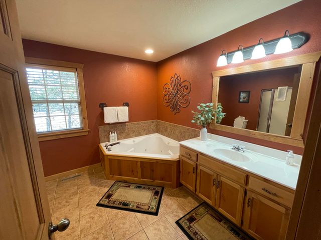 101 Lost Creek Circle 5, Branson West, MO 65737