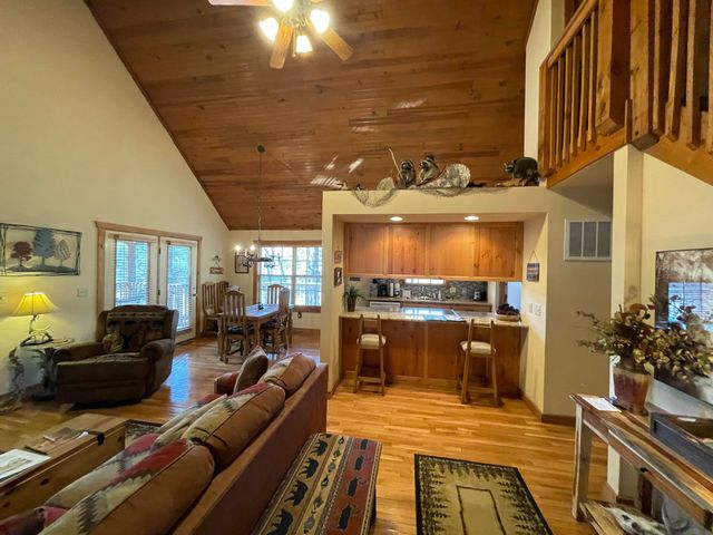 101 Lost Creek Circle 5, Branson West, MO 65737