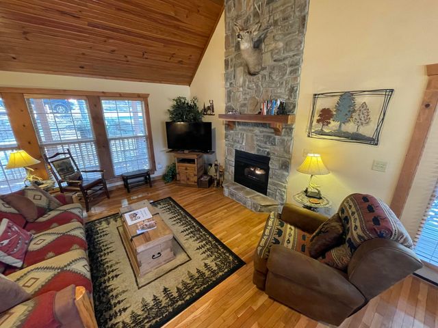 101 Lost Creek Circle 5, Branson West, MO 65737