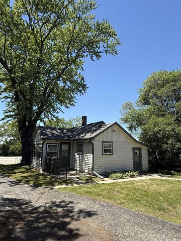 1001 S Green Bay ROAD, Racine, WI 53406