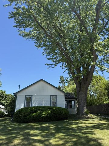 1001 S Green Bay ROAD, Racine, WI 53406