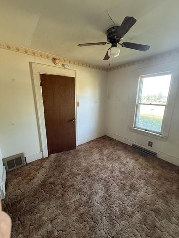 1001 S Green Bay ROAD, Racine, WI 53406