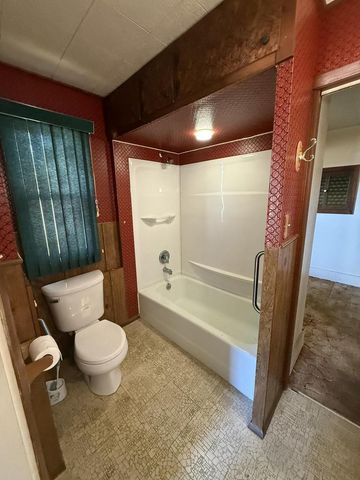 1001 S Green Bay ROAD, Racine, WI 53406