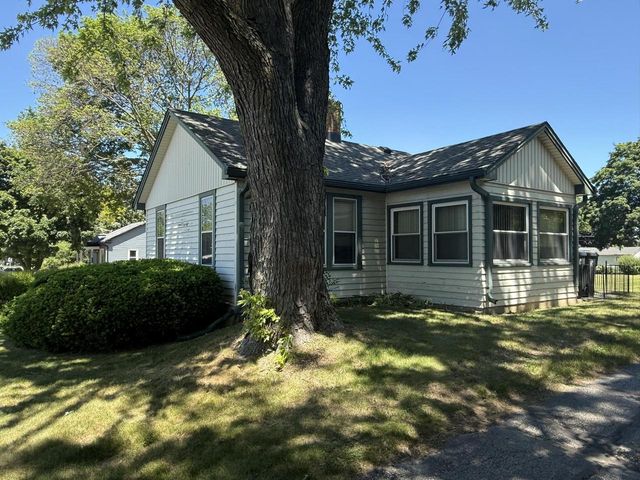 1001 S Green Bay ROAD, Racine, WI 53406