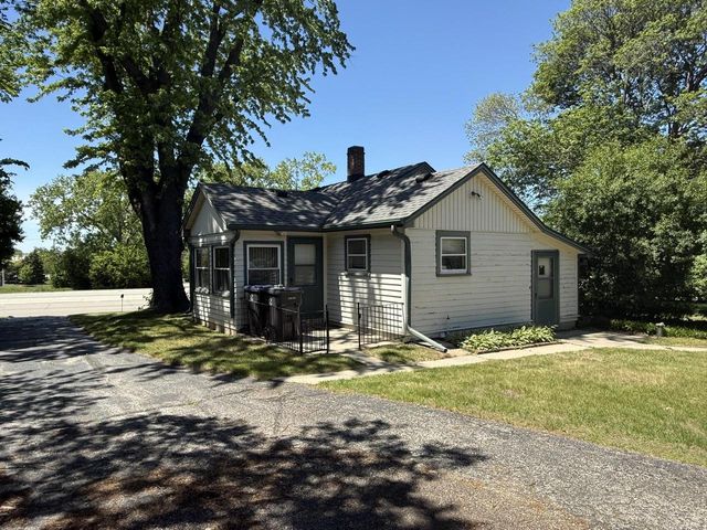1001 S Green Bay ROAD, Racine, WI 53406