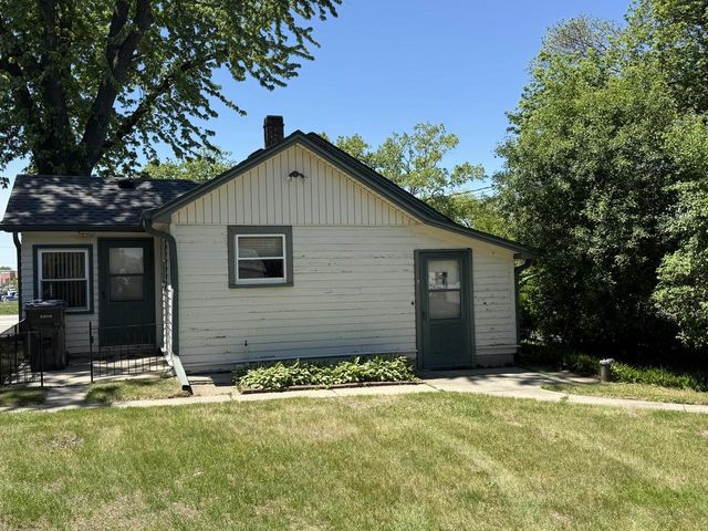 1001 S Green Bay ROAD, Racine, WI 53406