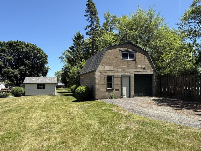 1001 S Green Bay ROAD, Racine, WI 53406