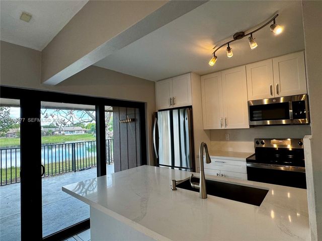 12365 SW 119th Ter, Miami, FL 33186