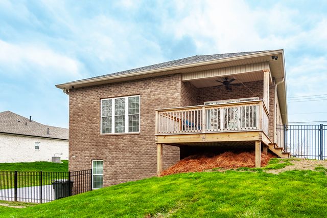 520 Dottie Dr, Gallatin, TN 37066