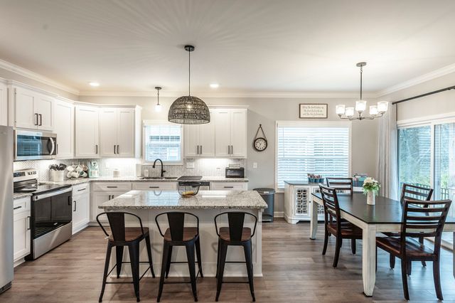 520 Dottie Dr, Gallatin, TN 37066