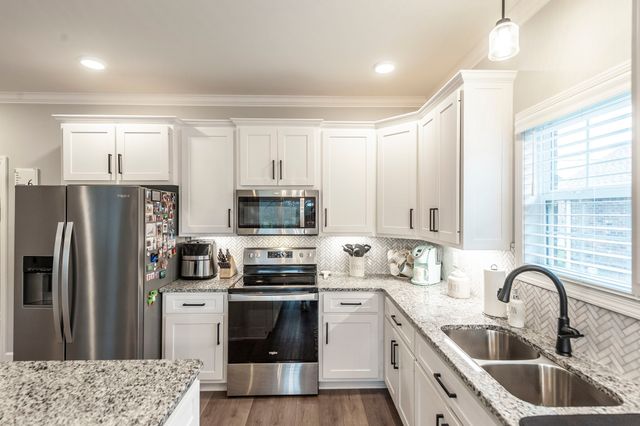 520 Dottie Dr, Gallatin, TN 37066