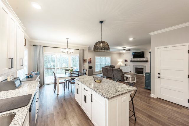 520 Dottie Dr, Gallatin, TN 37066