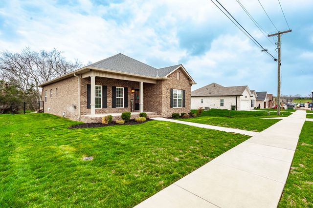 520 Dottie Dr, Gallatin, TN 37066