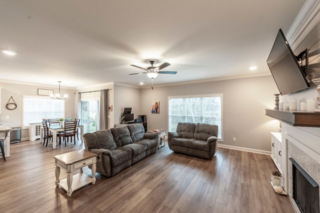 520 Dottie Dr, Gallatin, TN 37066