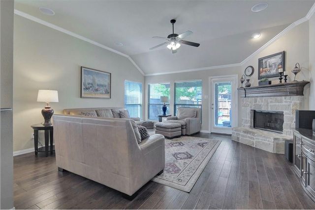 4900 Newbridge Drive, Mckinney, TX 75070