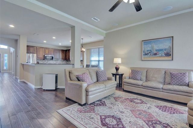 4900 Newbridge Drive, Mckinney, TX 75070