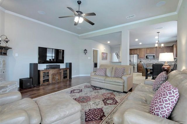 4900 Newbridge Drive, Mckinney, TX 75070