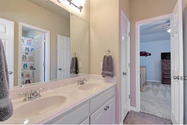 4900 Newbridge Drive, Mckinney, TX 75070