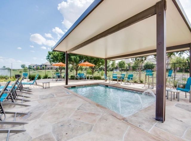 4900 Newbridge Drive, Mckinney, TX 75070