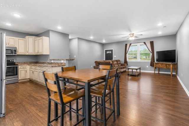 24 Brook Way, Waynesburg, KY 40489