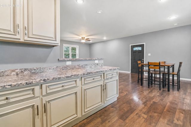 24 Brook Way, Waynesburg, KY 40489