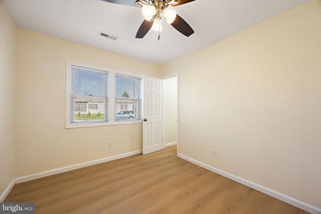 23 LEA RD, New Castle, DE 19720