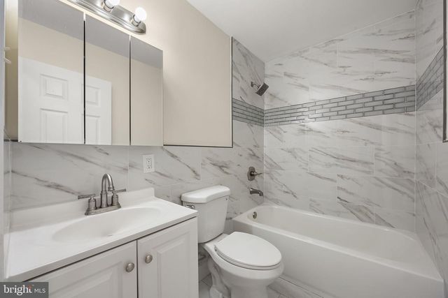 23 LEA RD, New Castle, DE 19720